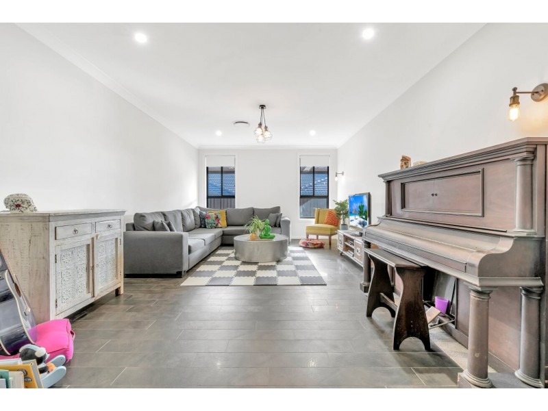 26 Lancaster Street, Gregory Hills NSW 2557