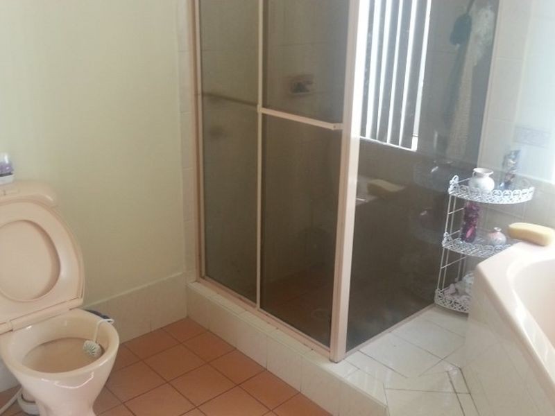 Fairfield West NSW 2165