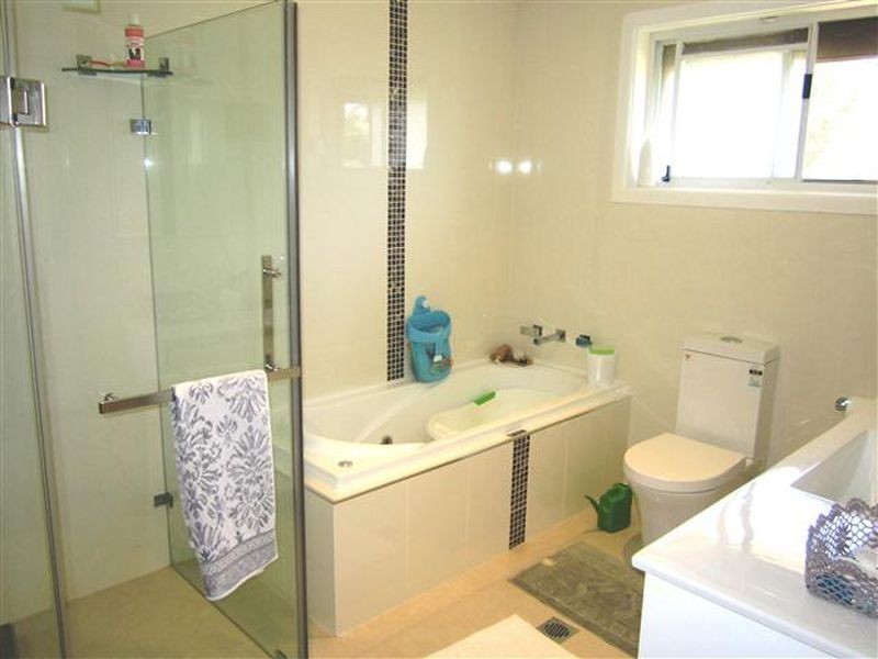 Greenfield Park NSW 2176