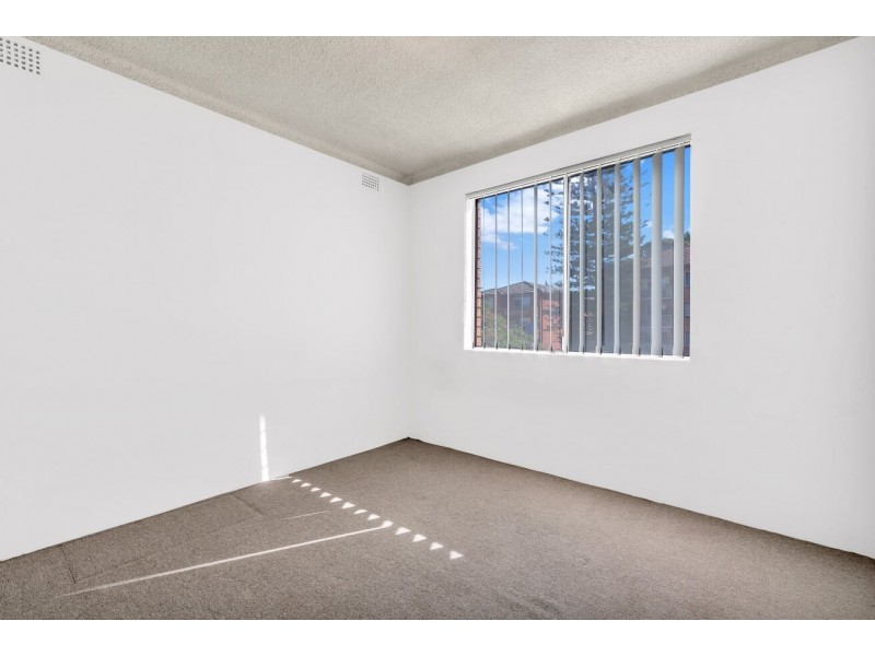 7/25 York Street, Fairfield NSW 2165