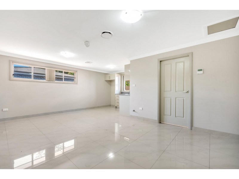 307A Smithfield Road, Fairfield West NSW 2165