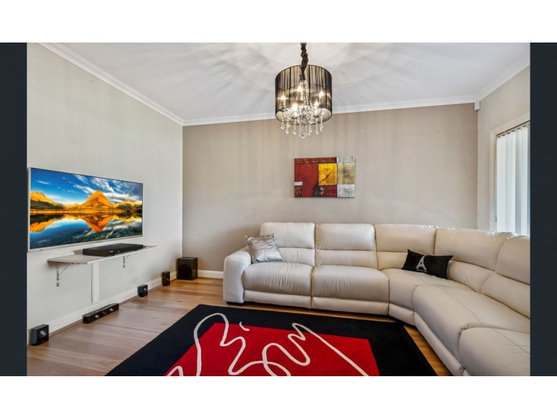 46 Birriwa Circuit, Mount Annan NSW 2567