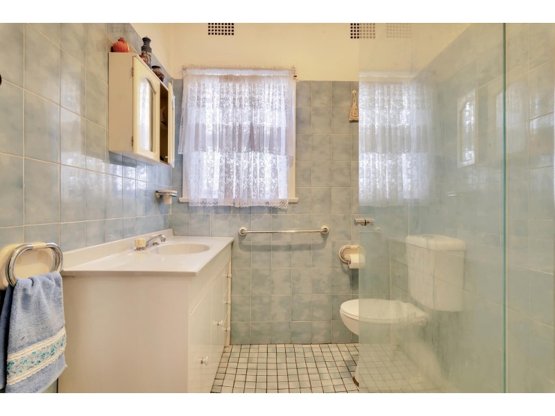 15 Beemera Street, Fairfield Heights NSW 2165