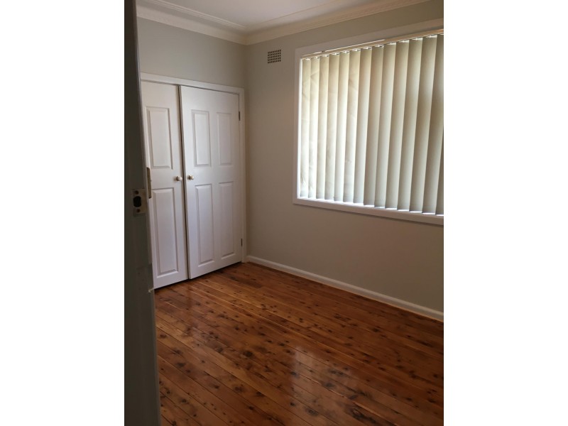 216 Fairfield Street, Fairfield NSW 2165