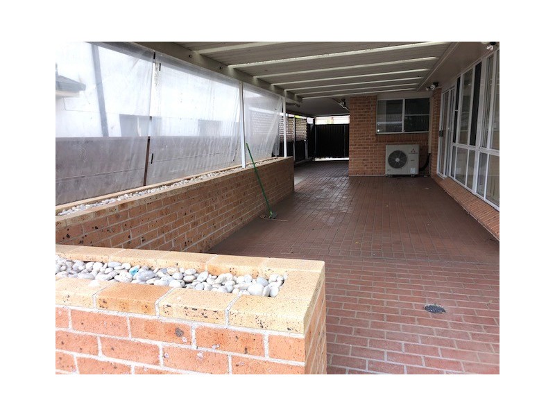 20 Lord Howe Drive, Green Valley NSW 2168