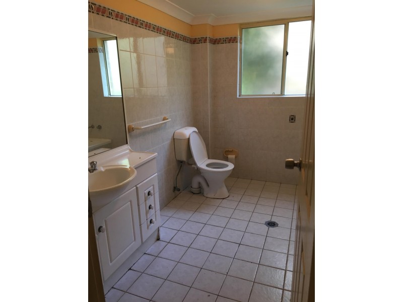 6/66 The Esplanade, Guildford NSW 2161