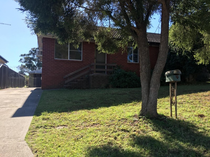 4 Gardiner Crescent, Fairfield West NSW 2165