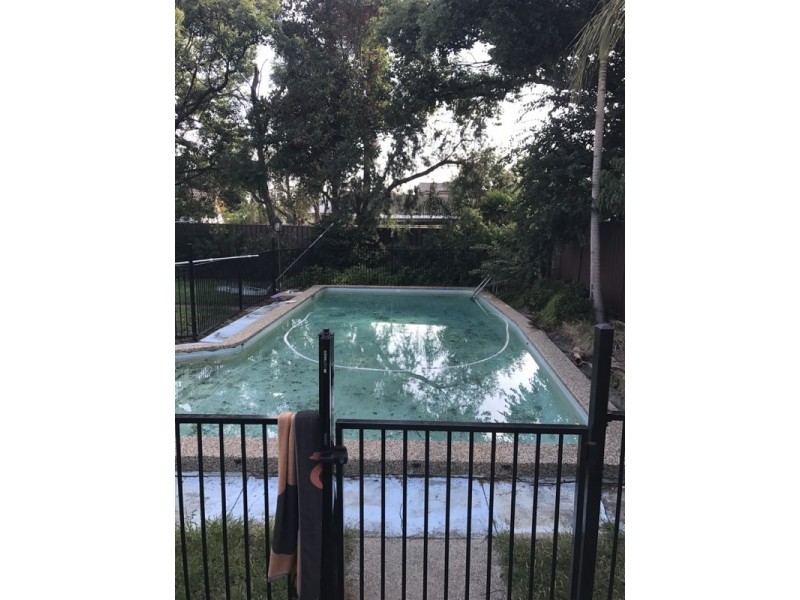 10 Hemingway Crescent, Fairfield NSW 2165