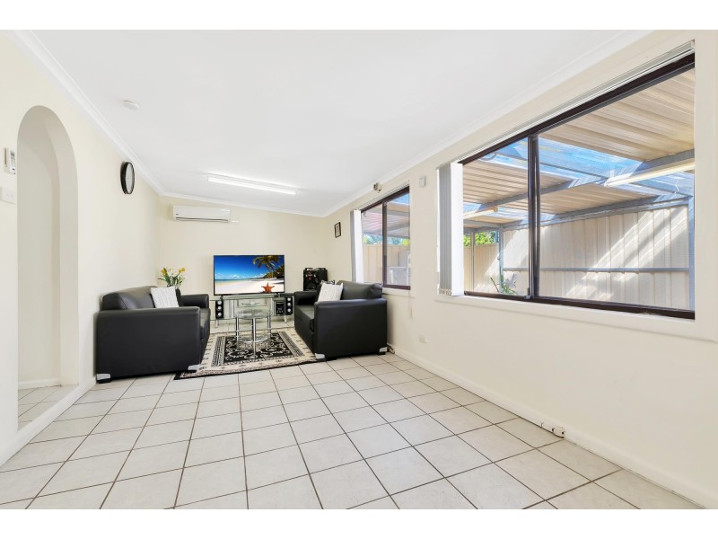 283 Brenan Street, Smithfield NSW 2164