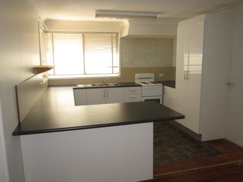 Fairfield West NSW 2165