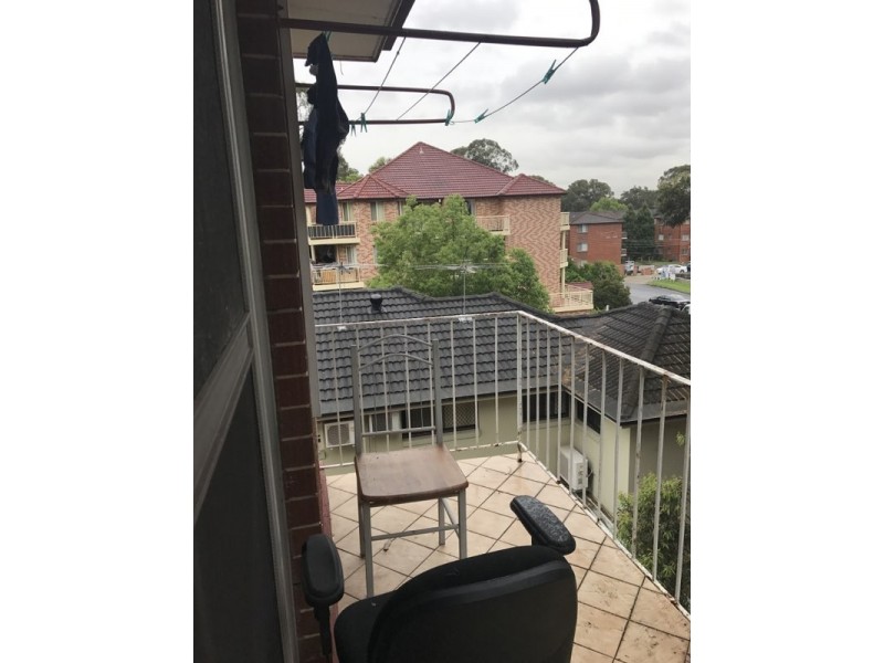 11/35 Carramar Avenue, Carramar NSW 2163