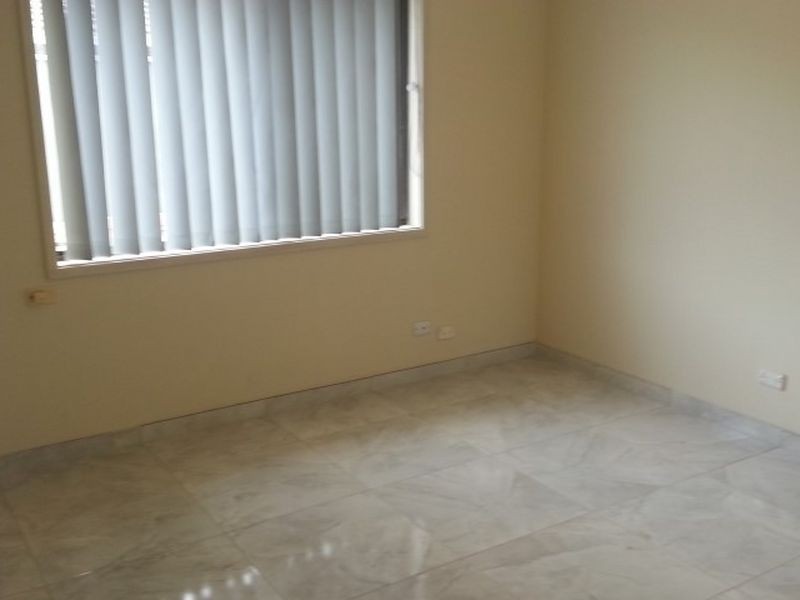 19 Ayrshire Street, Bossley Park NSW 2176