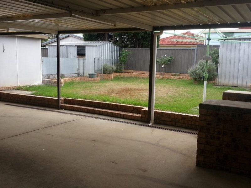 19 Ayrshire Street, Bossley Park NSW 2176