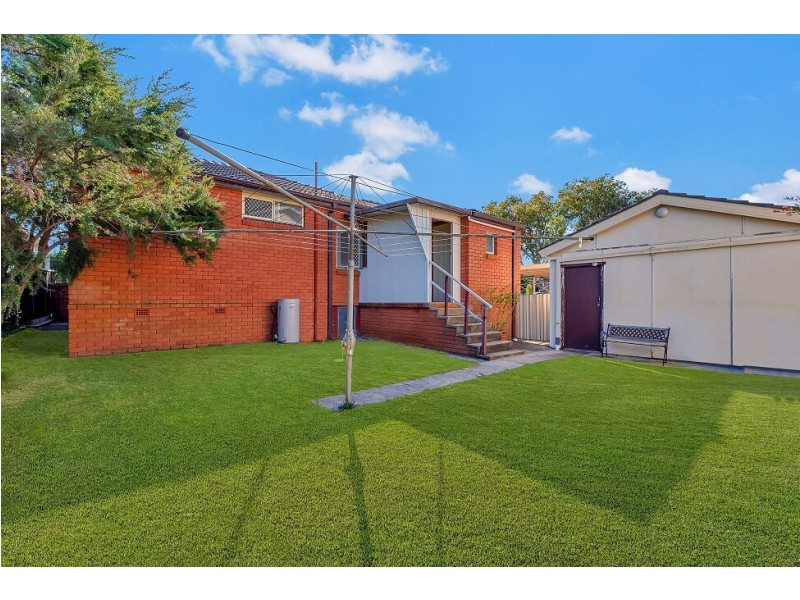 12 Corryong Street, Fairfield West NSW 2165