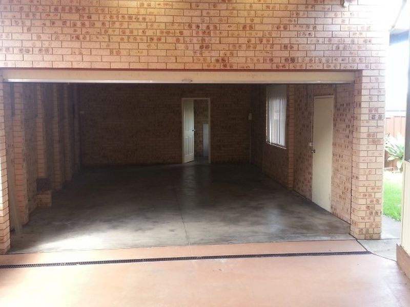 Edensor Park NSW 2176