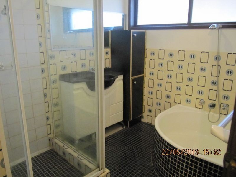 Bossley Park NSW 2176