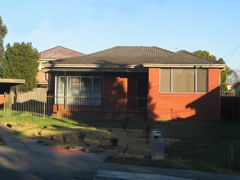 Fairfield NSW 2165