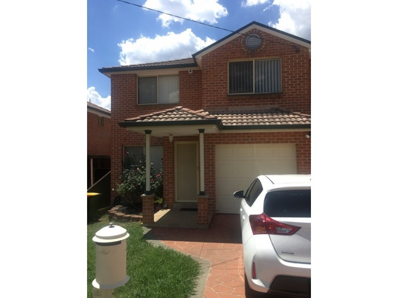102 Eton Street, Smithfield NSW 2164