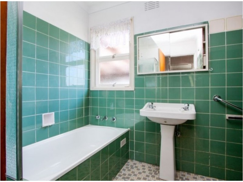 2 Hart Street, Smithfield NSW 2164