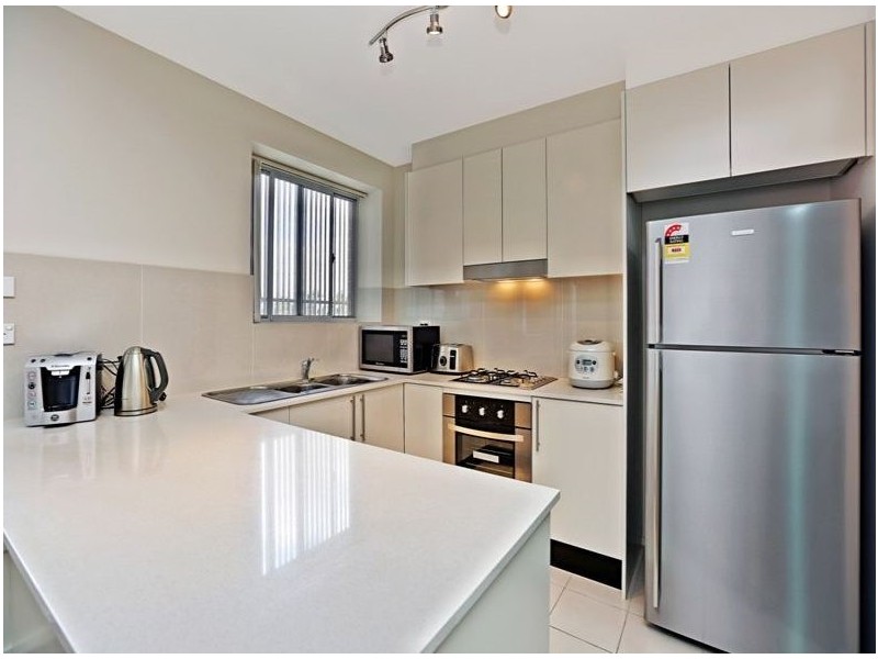 28/6-8 Bathurst Street, Liverpool NSW 2170