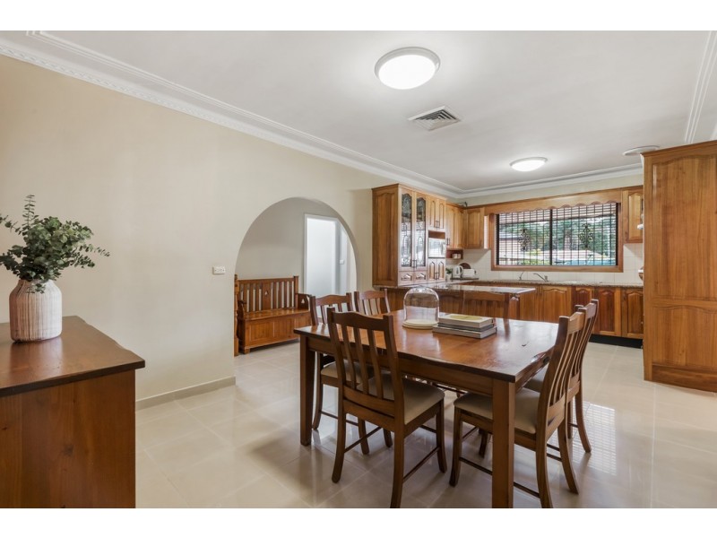 9 Dalmatia Street, Carramar NSW 2163