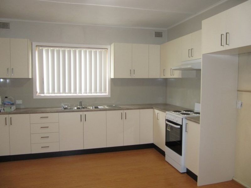 Fairfield NSW 2165