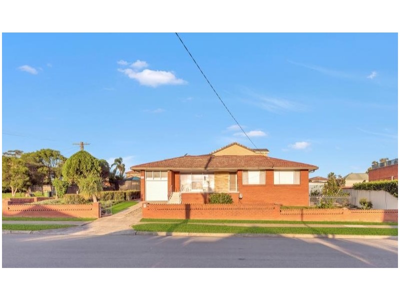 1 Gardiner Crescent, Fairfield West NSW 2165