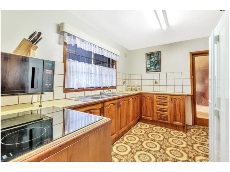 1 Gardiner Crescent, Fairfield West NSW 2165