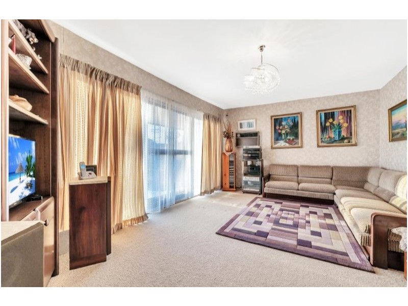 1 Gardiner Crescent, Fairfield West NSW 2165