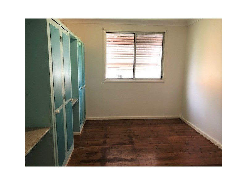 33 Neerini Street, Smithfield NSW 2164
