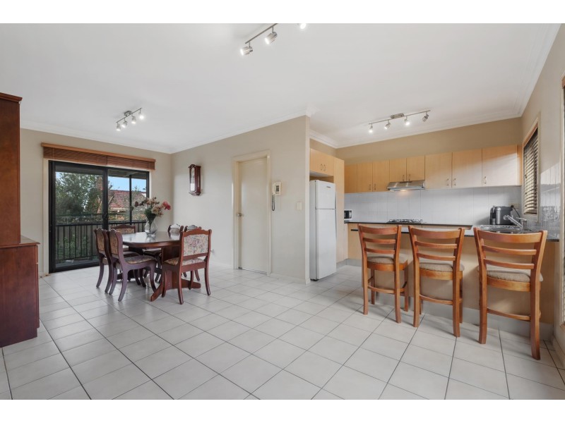 10/6-10 Ligar Street, Fairfield Heights NSW 2165