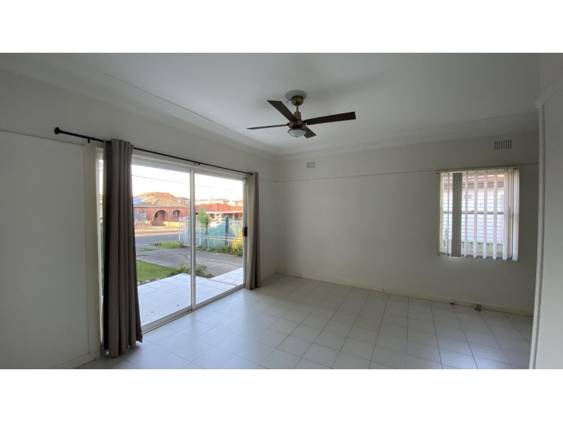 10 Evan Street, Fairfield Heights NSW 2165