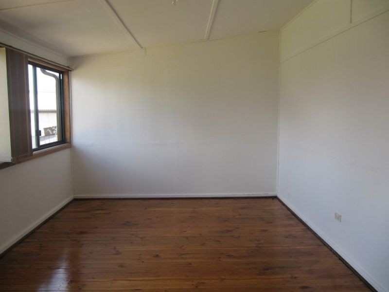 Fairfield West NSW 2165