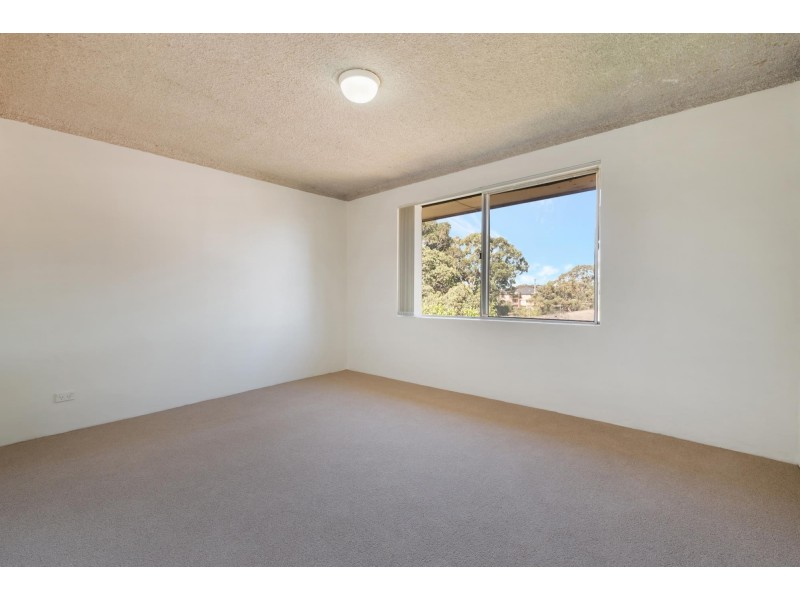 11/23 York Street, Fairfield NSW 2165