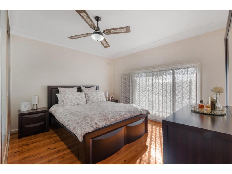 27 Flinders Street, Fairfield West NSW 2165