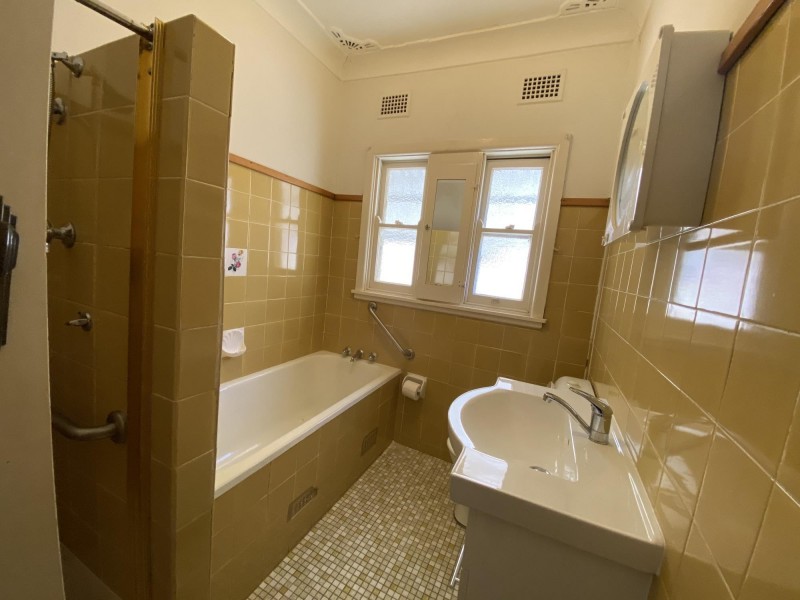 7 Lang Street, Smithfield NSW 2164