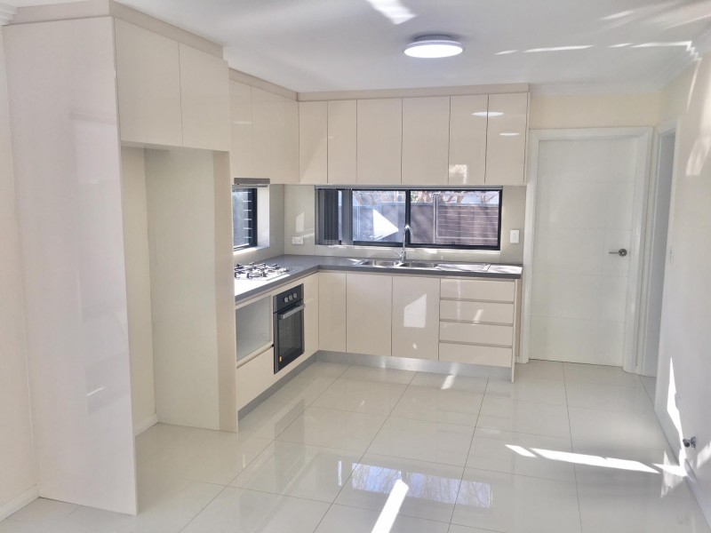 16B Beaumont Street, Smithfield NSW 2164