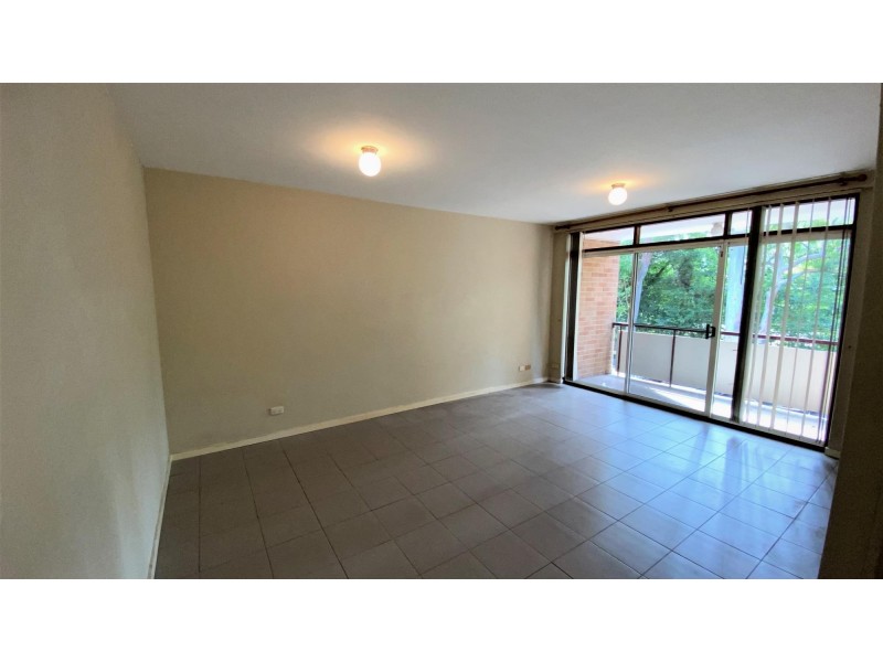 16/127 The Crescent, Fairfield NSW 2165