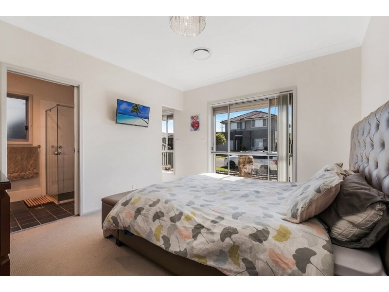 14 Duffy Avenue, Gregory Hills NSW 2557