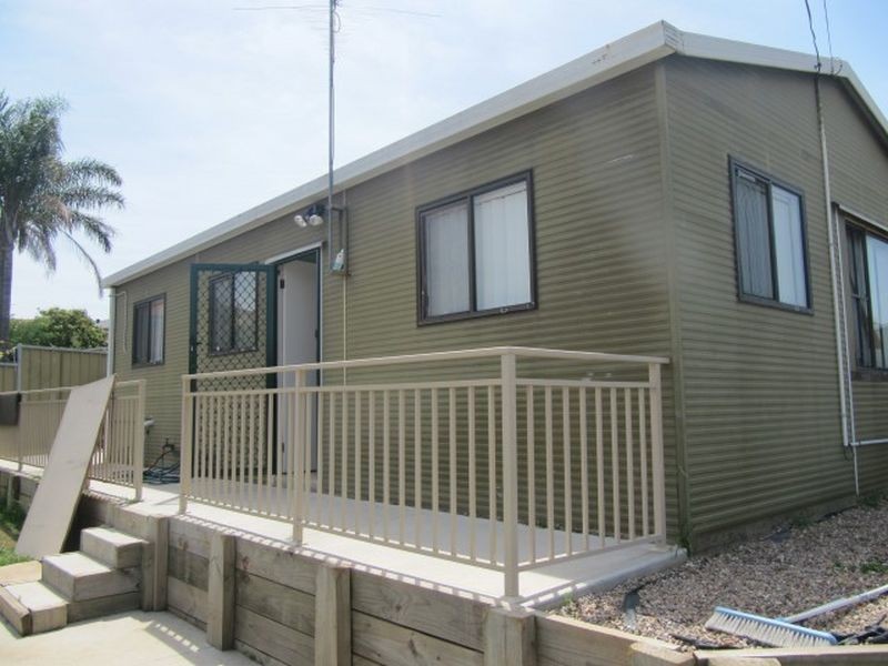 Edensor Park NSW 2176