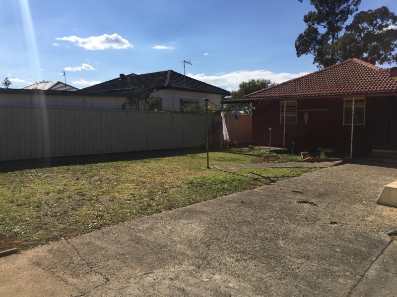 28 Canobolas Street, Fairfield West NSW 2165