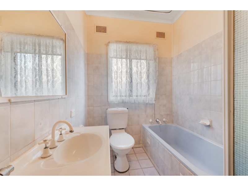 17 Murray Street, Smithfield NSW 2164