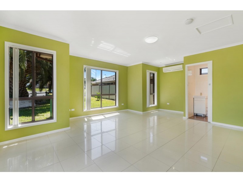 14 Marble Close, Bossley Park NSW 2176