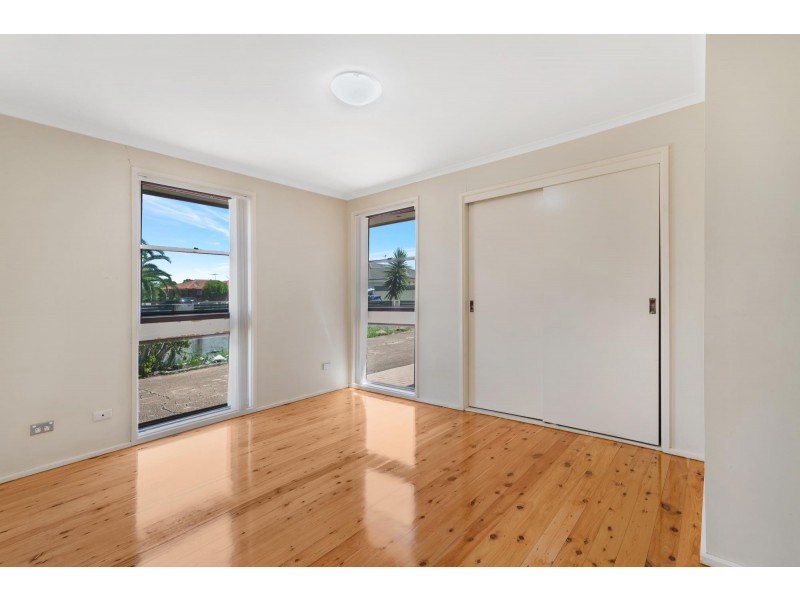 14 Marble Close, Bossley Park NSW 2176