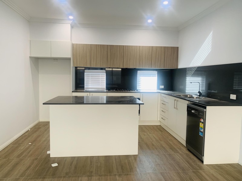 86 Mccarthy Street, Fairfield West NSW 2165
