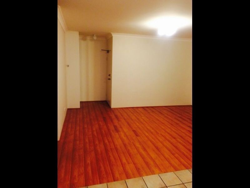 2/87 Lane Street, Wentworthville NSW 2145
