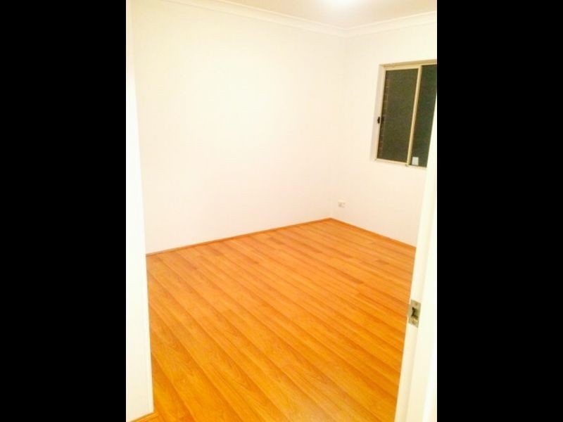 2/87 Lane Street, Wentworthville NSW 2145