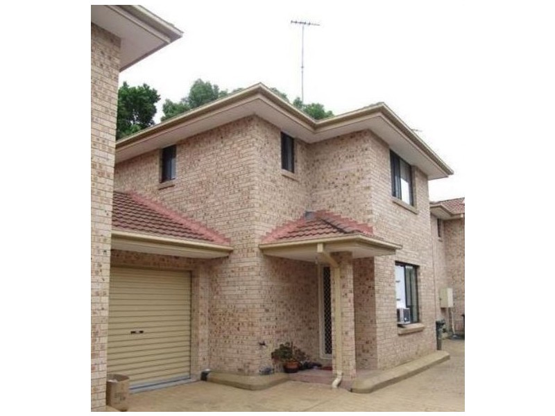 2/23 Station Street, Fairfield NSW 2165