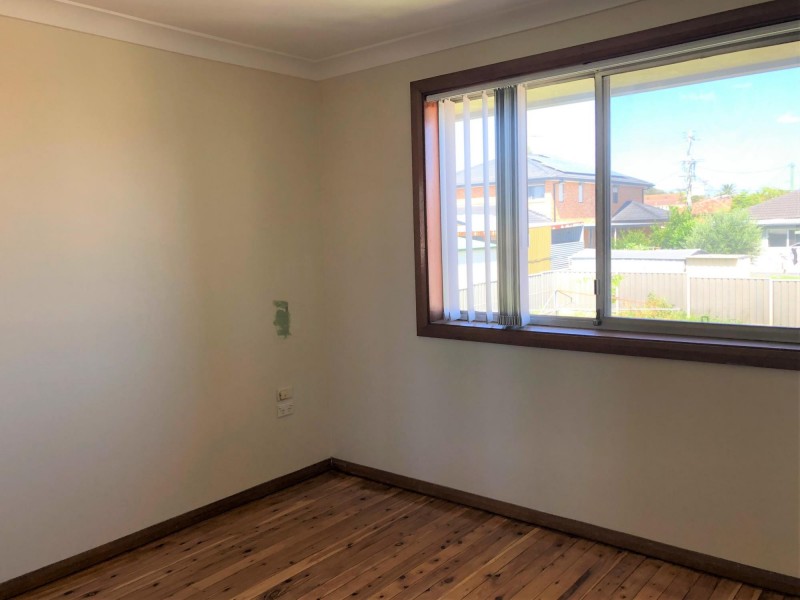 12A Tyrell Crescent, Fairfield West NSW 2165