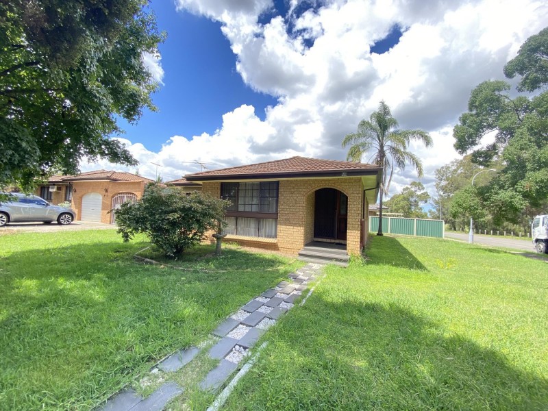 9 Webb Close, Edensor Park NSW 2176